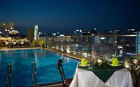 A25 Premium Hotel - 29 Le Thi Hong Gam